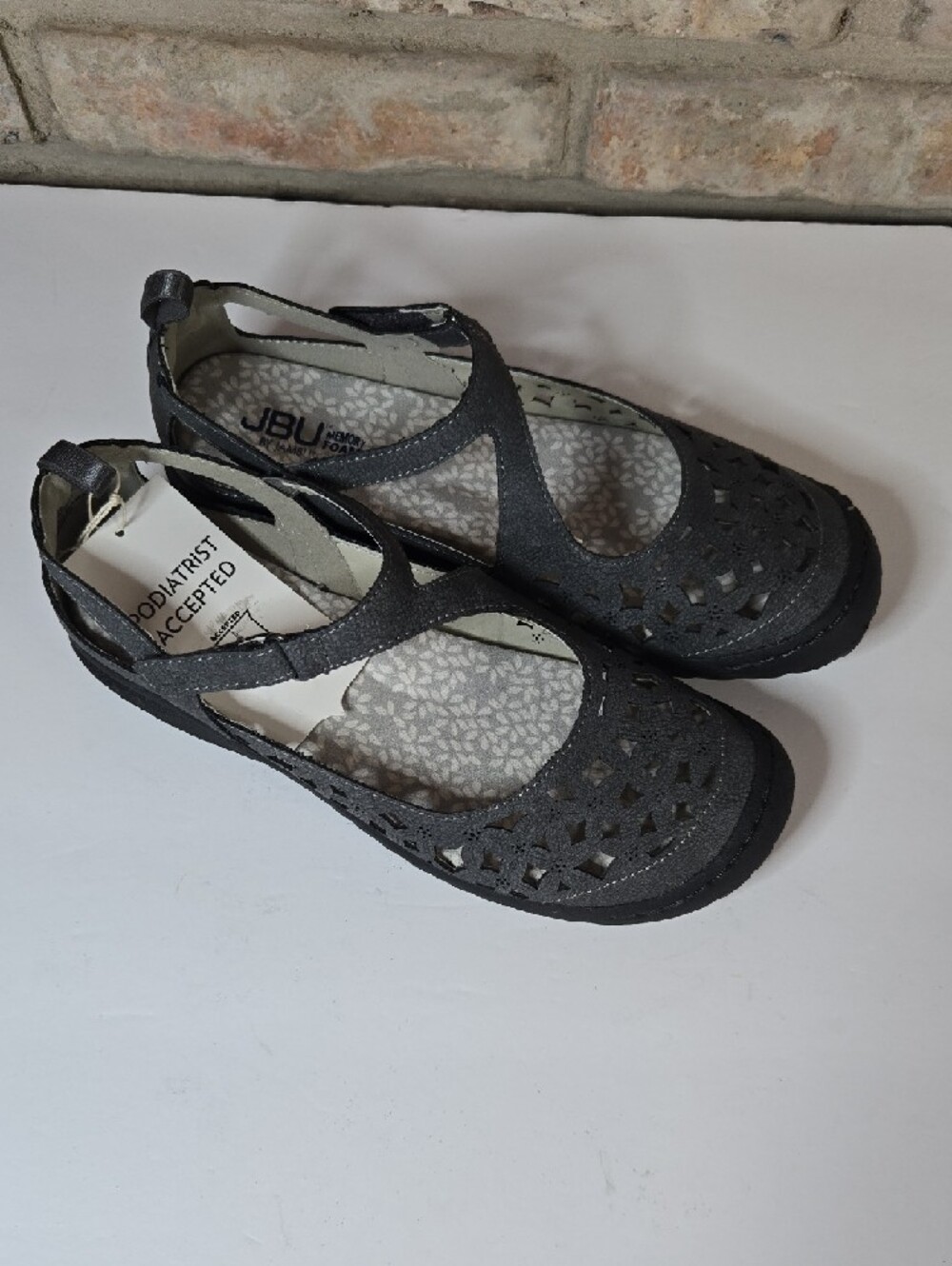 JBU Bellerose Size 8.5 Charcoal Gray Laser-Cut Velcro Strap Outdoor Casual Flat - Picture 15 of 15